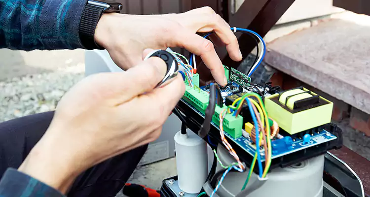 Automatic Driveway Gate Repair in Palmetto Bay, FL