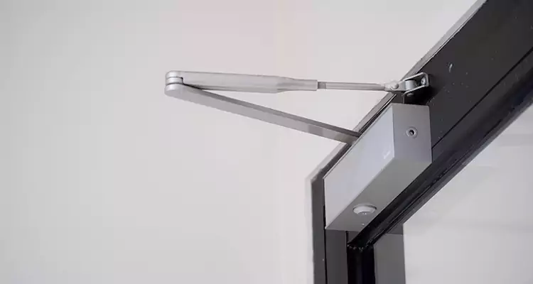 Screen Door Closer Installation in Palmetto Bay, FL