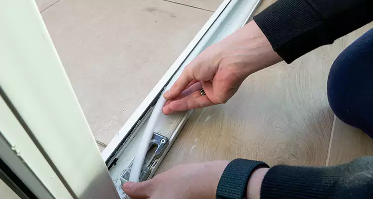 Garage Door Off Track Repair in Palmetto Bay, FL