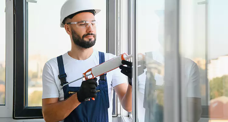 Retractable Screens Repair for Patio in Palmetto Bay, FL