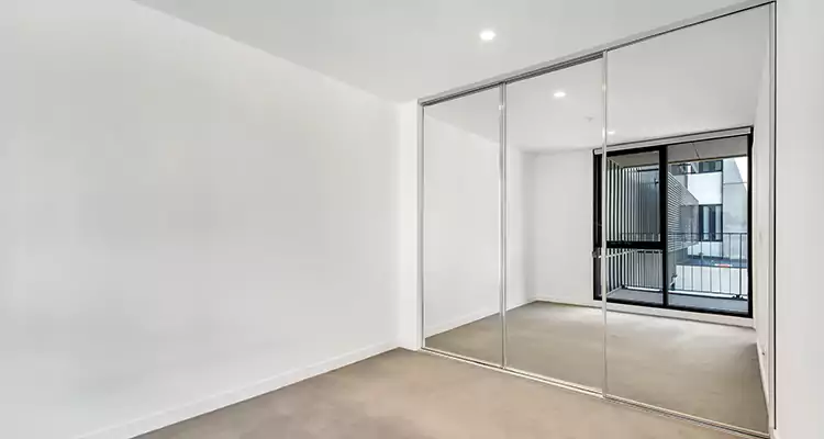 Why Homeowners Choose Us for Sliding Mirror Door Replacement in Palmetto Bay, FL