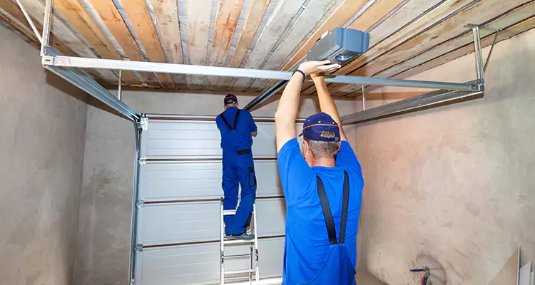 Garage Door Opener Technician in Palmetto Bay, FL