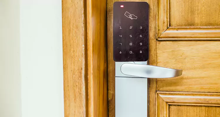 Keyless Hotel Door Locks Repair in Palmetto Bay, FL