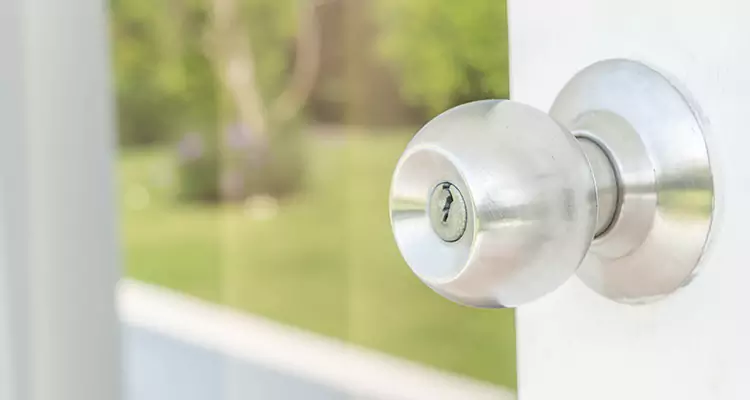 Patio Door Mechanism Jammed in Palmetto Bay, FL