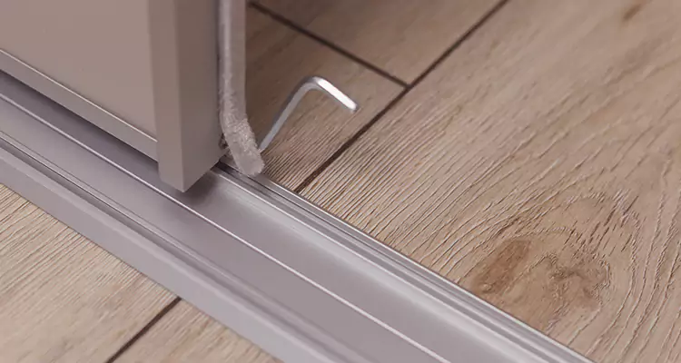 Squeaky Sliding Door Repair in Palmetto Bay, FL