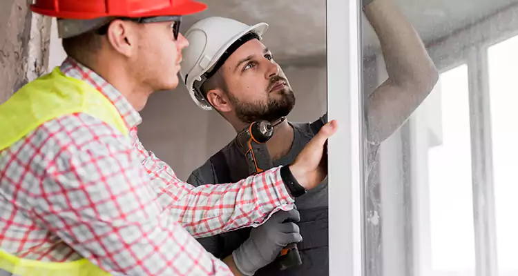 Sliding Patio Door Sticking? Expert Repair in Palmetto Bay, FL.