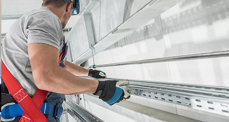 Glass Balcony Railing Replacement in Palmetto Bay, FL