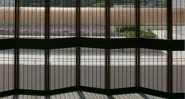 Front Screen Door Repair in Palmetto Bay, FL