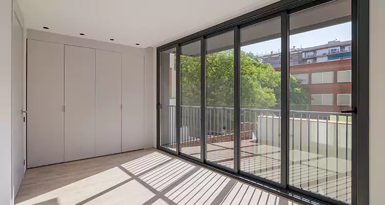 Fix Sliding Screen Door Track in Palmetto Bay, FL